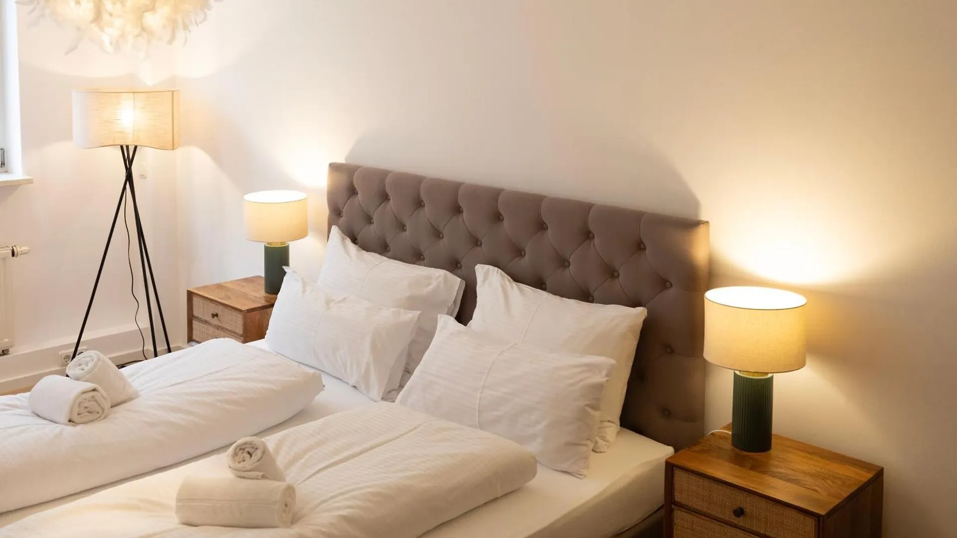 Апартаменты Eleganz Im Herzen Von Schwabing Мюнхен